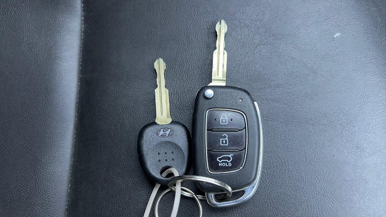 Used 2019 hyundai Venue SX 1.0 Turbo Petrol Petrol Manual extra CAR KEY VIEW