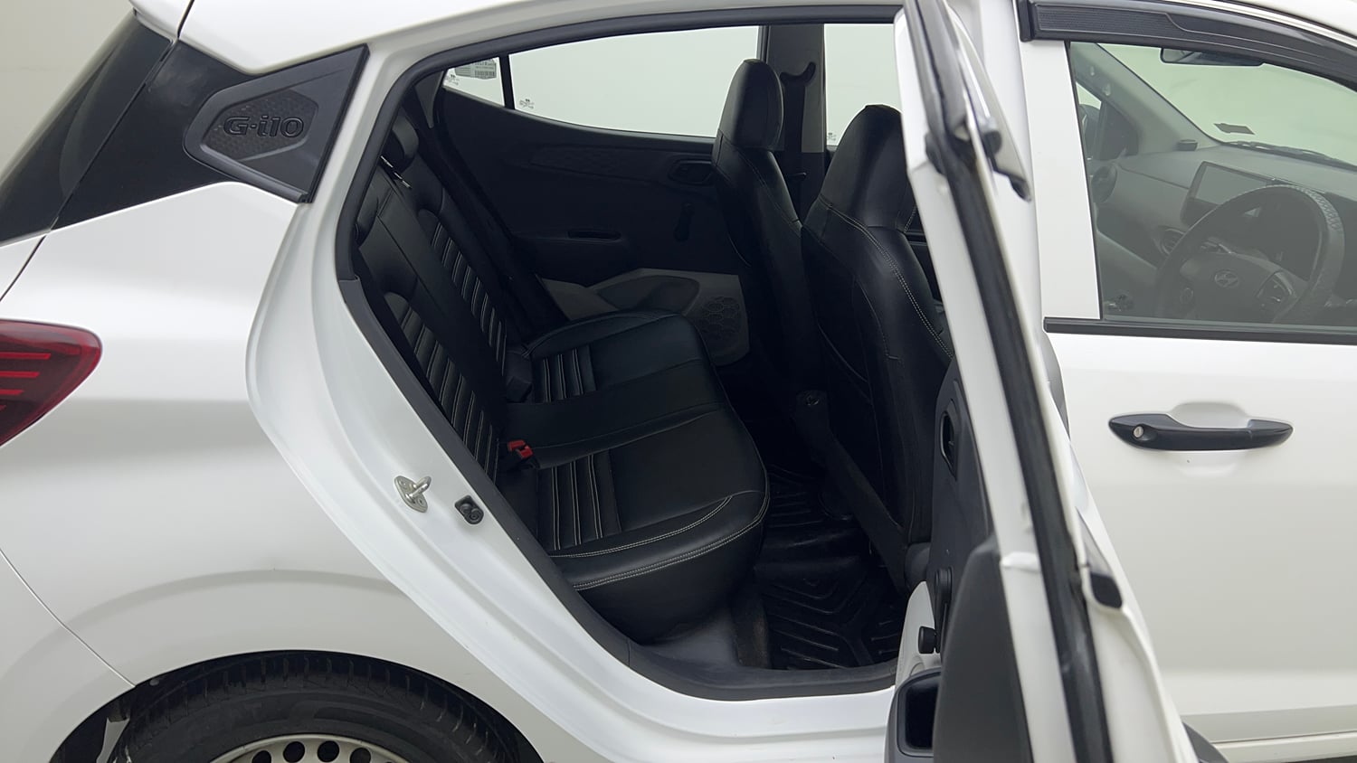 Used 2025 Hyundai Grand i10 Nios Era 1.2 Kappa Petrol Manual interior RIGHT SIDE REAR DOOR CABIN VIEW