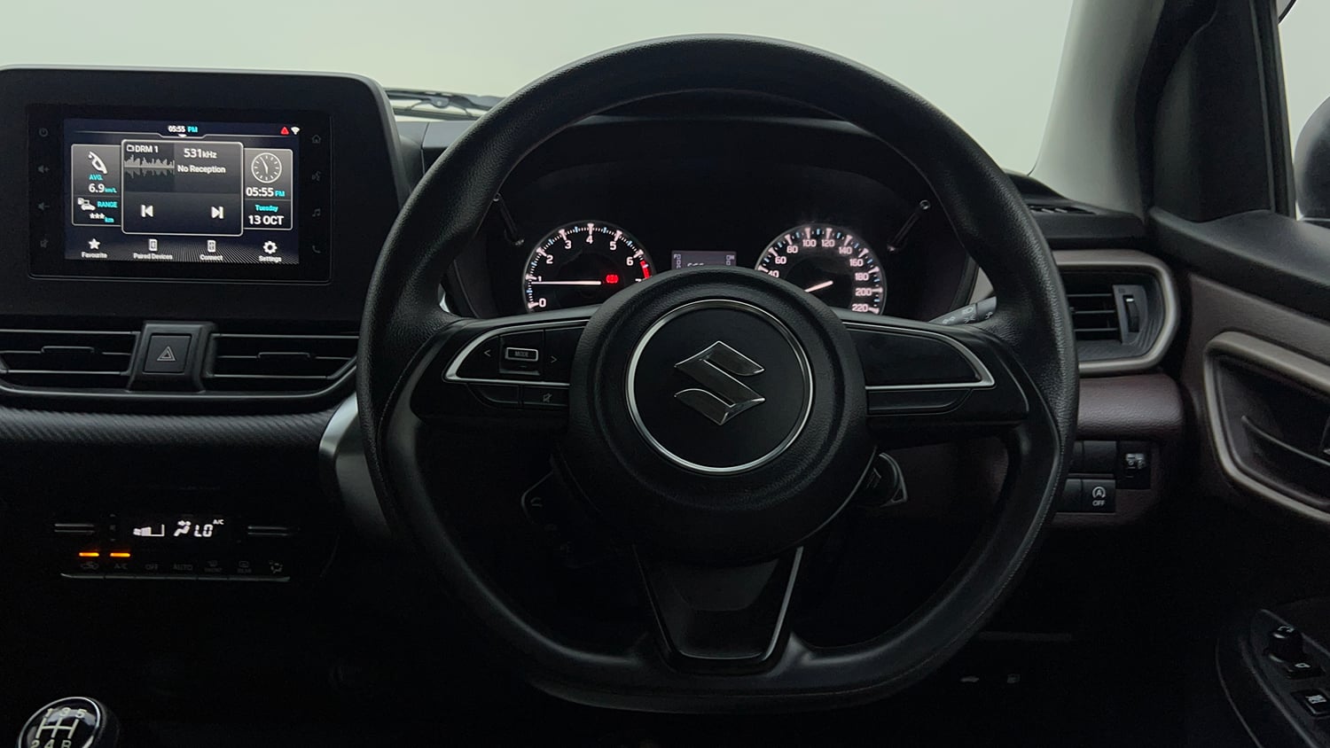 Used 2023 Maruti Suzuki Fronx Delta Plus 1.2L MT Petrol Manual interior STEERING VIEW