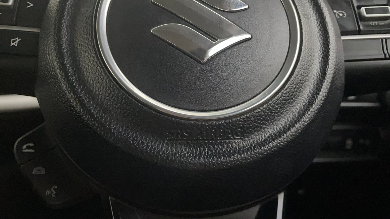 Used 2024 Maruti Suzuki Swift ZXi Plus Dual Tone AMT Petrol Automatic top_features Airbags