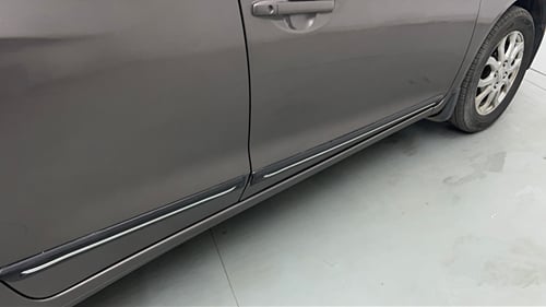 Used 2014 Honda Amaze 1.2 VX AT i-VTEC Petrol Automatic dents MINOR SCRATCH