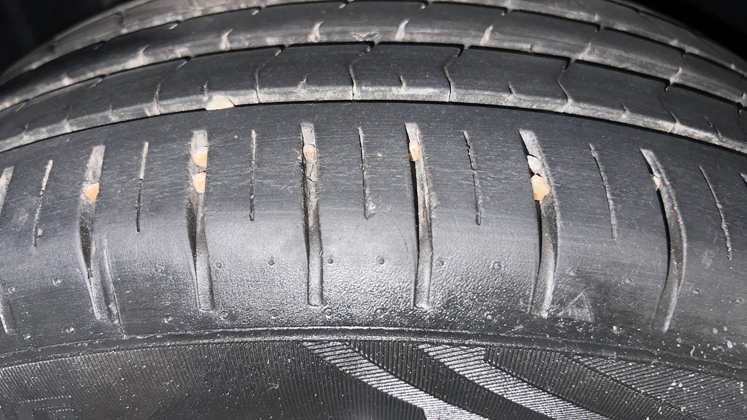 Used 2022 Toyota Glanza G Petrol Manual tyres RIGHT REAR TYRE TREAD VIEW