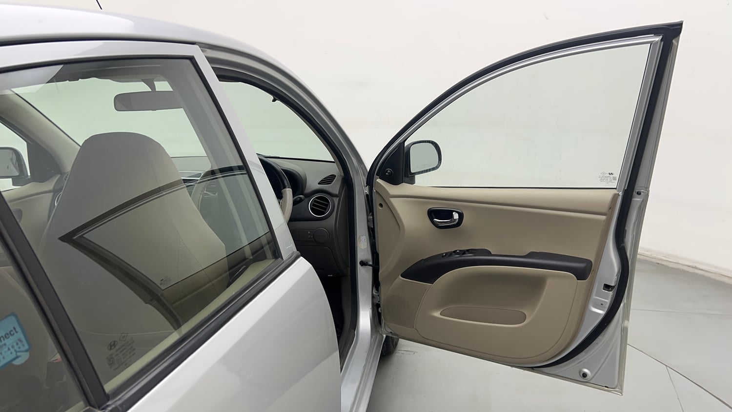 Used 2013 Hyundai i10 Magna 1.1 iRDE2 Petrol Manual interior RIGHT FRONT DOOR OPEN VIEW