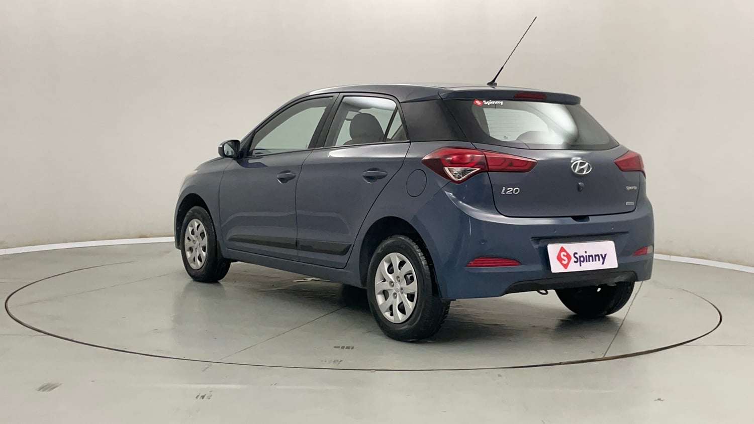 Used 2015 Hyundai Elite i20 Sportz 1.2 Petrol Manual exterior LEFT REAR CORNER VIEW