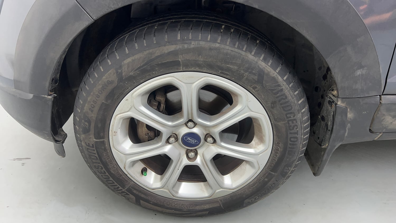 Used 2019 Ford EcoSport Titanium + 1.5L Ti-VCT AT Petrol Automatic tyres LEFT FRONT TYRE RIM VIEW