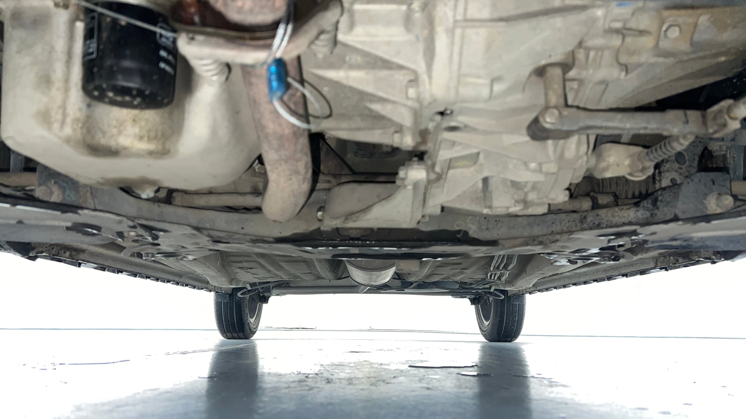Used 2023 Maruti Suzuki Ignis Zeta 1.2 MT Petrol Manual extra FRONT LEFT UNDERBODY VIEW