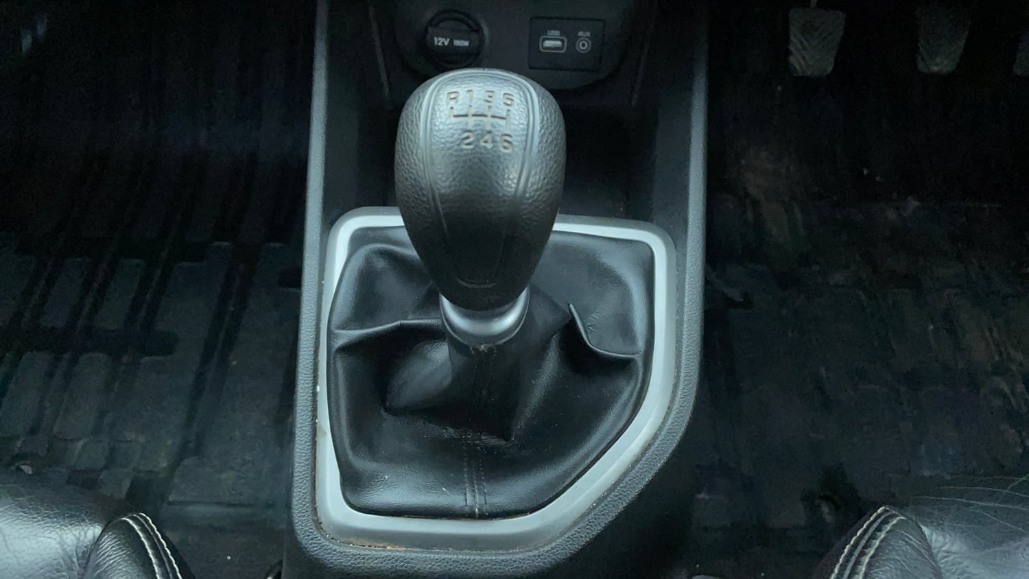 Used 2017 Hyundai Creta 1.6 SX Plus Petrol Petrol Manual interior GEAR  KNOB VIEW