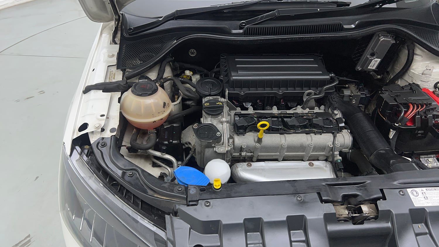 Used 2019 Skoda Rapid Ambition 1.6 MPI Petrol Manual engine ENGINE RIGHT SIDE VIEW