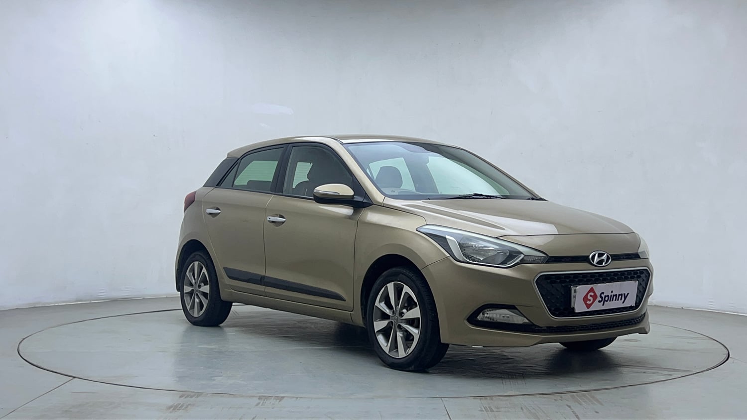 Used 2015 Hyundai Elite i20 Asta 1.2 Petrol Manual exterior RIGHT FRONT CORNER VIEW