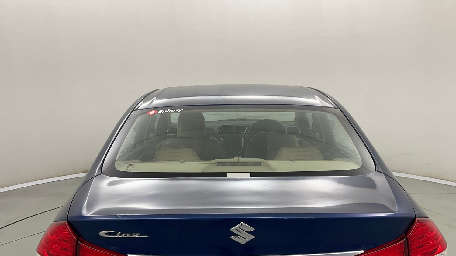 Used 2017 Maruti Suzuki Ciaz Alpha 1.4 MT Petrol Manual exterior BACK WINDSHIELD VIEW