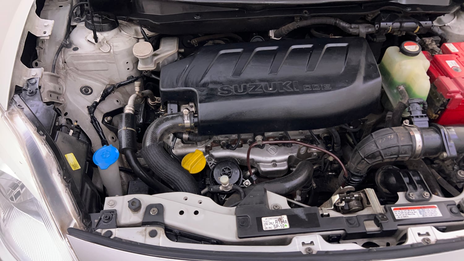 Used 2017 Maruti Suzuki Dzire VDi AMT Diesel Automatic engine ENGINE RIGHT SIDE VIEW