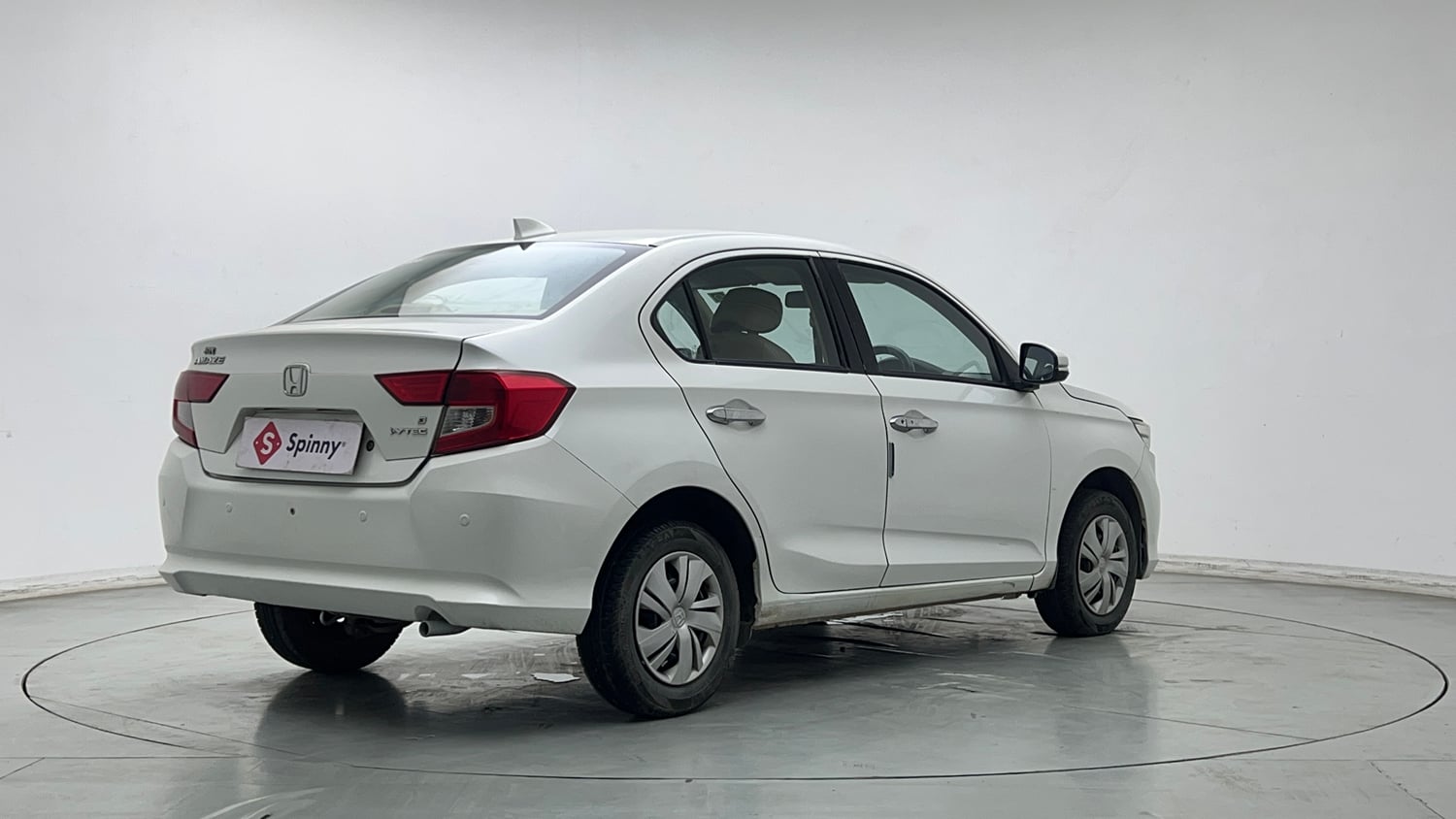 Used 2019 Honda Amaze 1.2 S CVT Petrol Petrol Automatic exterior RIGHT REAR CORNER VIEW