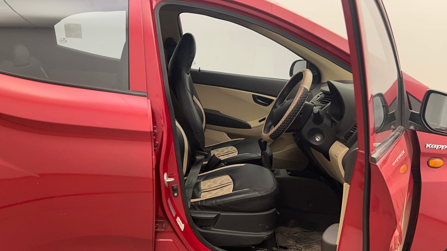 Used 2015 Hyundai Eon Magna O Petrol Manual interior RIGHT SIDE FRONT DOOR CABIN VIEW