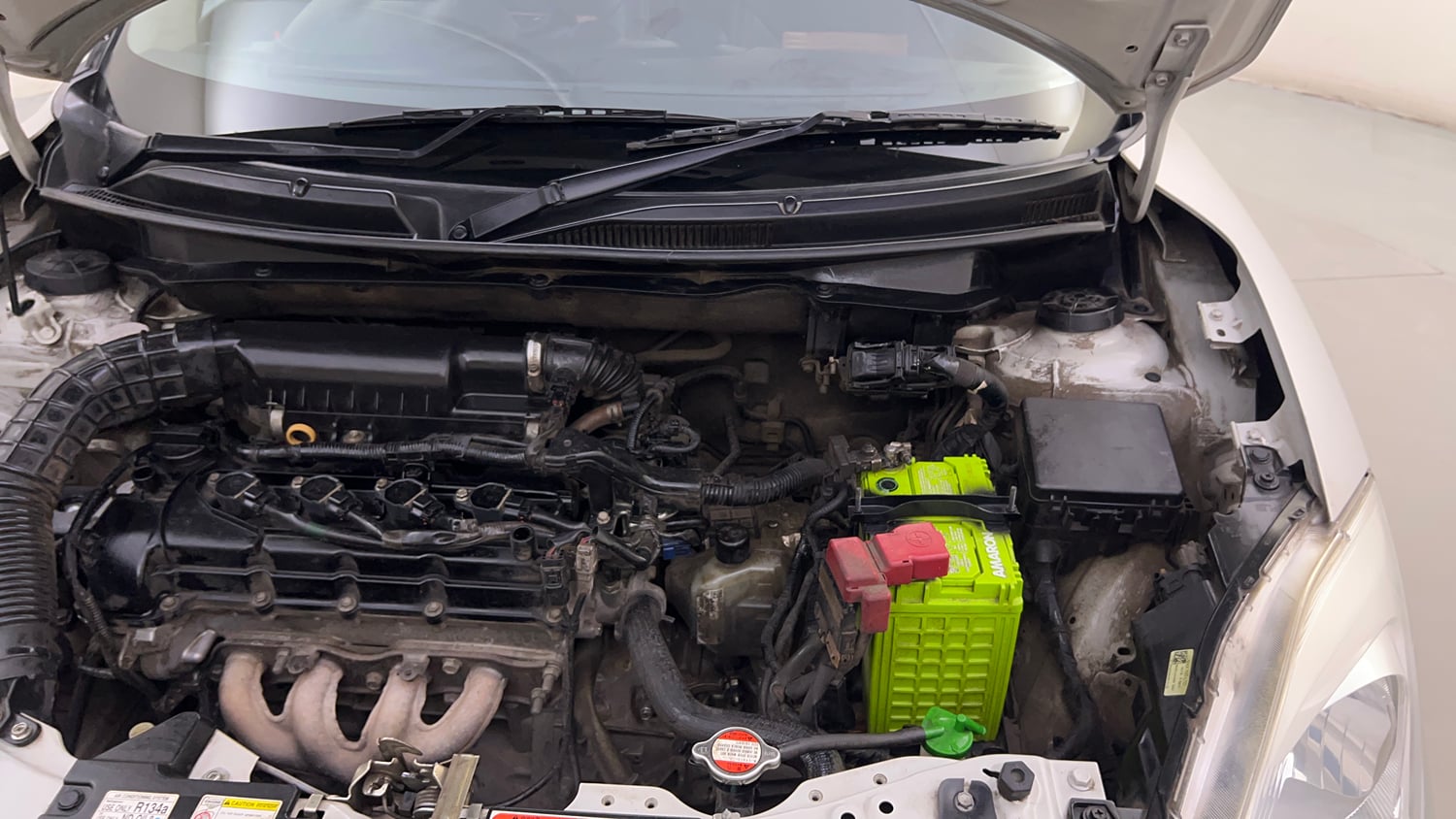 Used 2019 Maruti Suzuki Swift ZXi AMT Petrol Automatic engine ENGINE LEFT SIDE HINGE & APRON VIEW