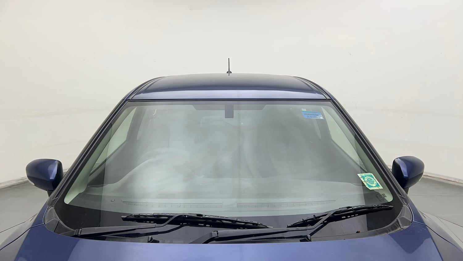 Used 2021 Maruti Suzuki Baleno Zeta Petrol Manual exterior FRONT WINDSHIELD VIEW