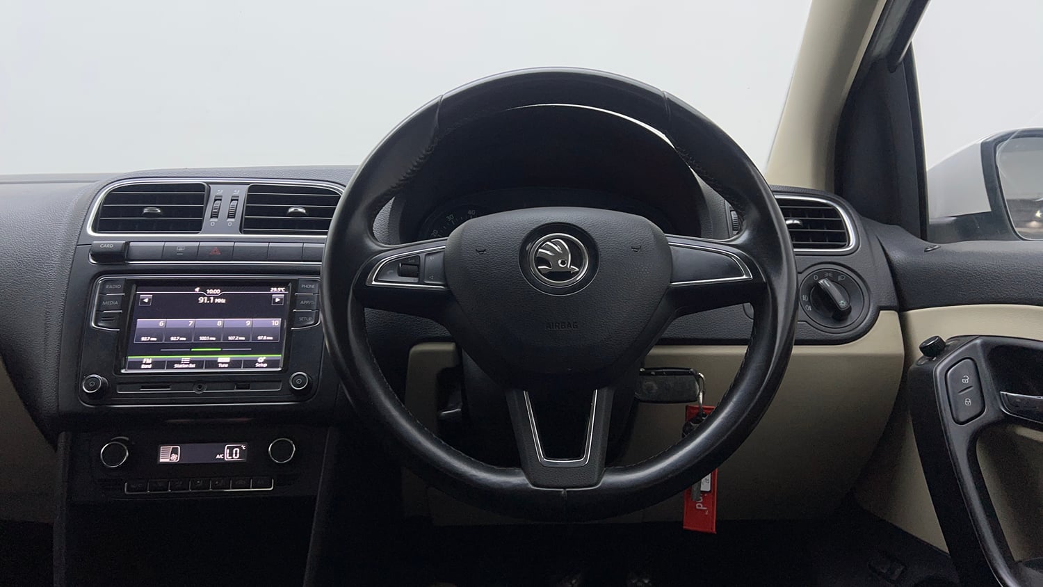 Used 2019 Skoda Rapid Ambition 1.6 MPI Petrol Manual interior STEERING VIEW