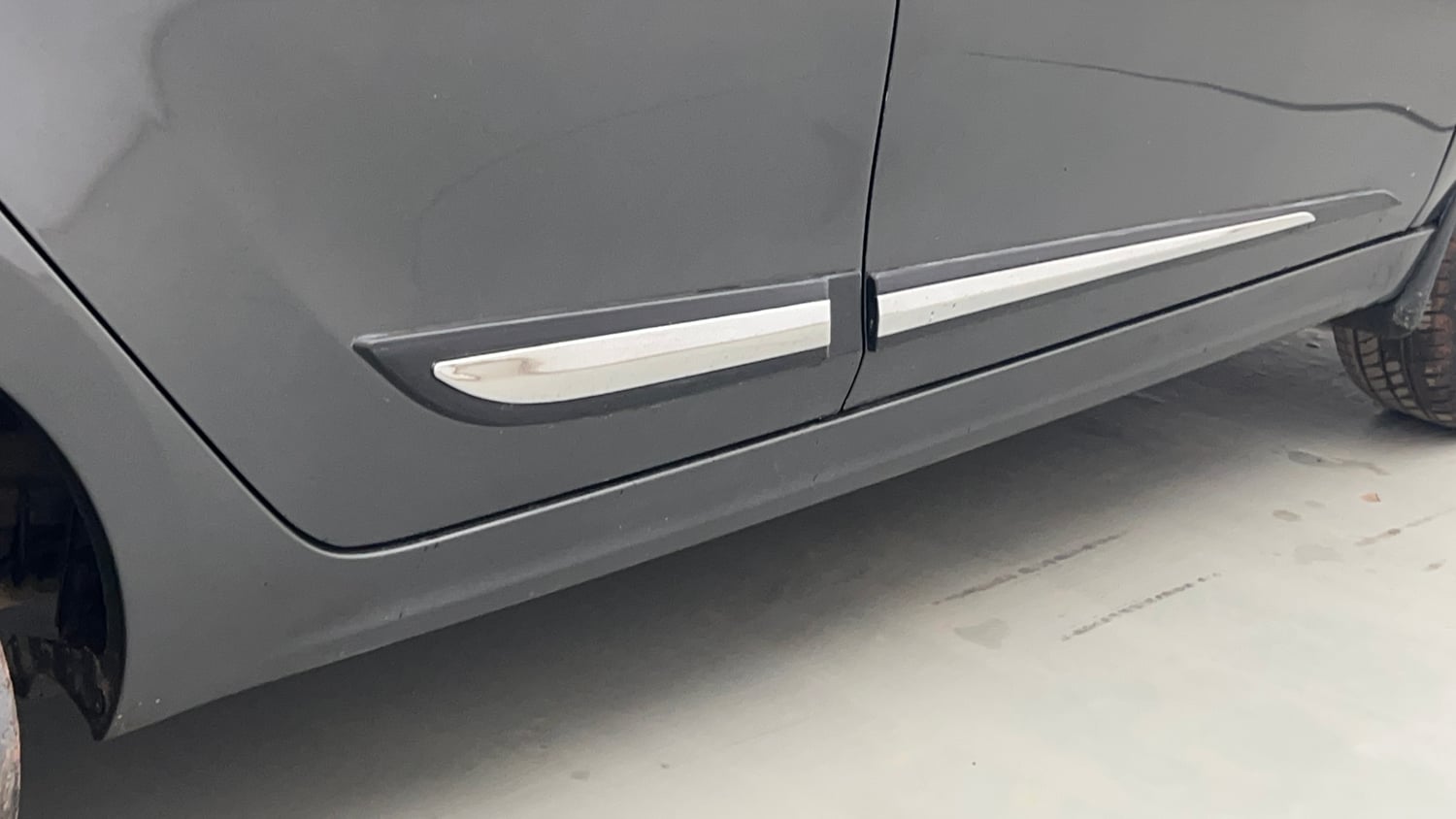 Used 2025 Tata Tiago XM Petrol Manual dents MINOR SCRATCH