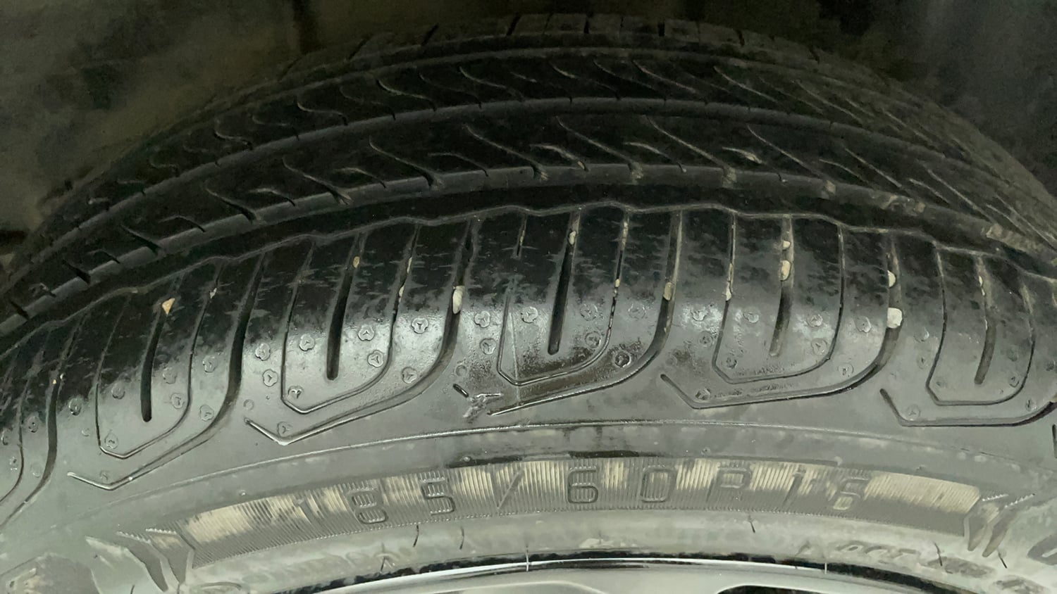 Used 2022 Tata Altroz XZ Plus Petrol Dark Edition Petrol Manual tyres LEFT REAR TYRE TREAD VIEW