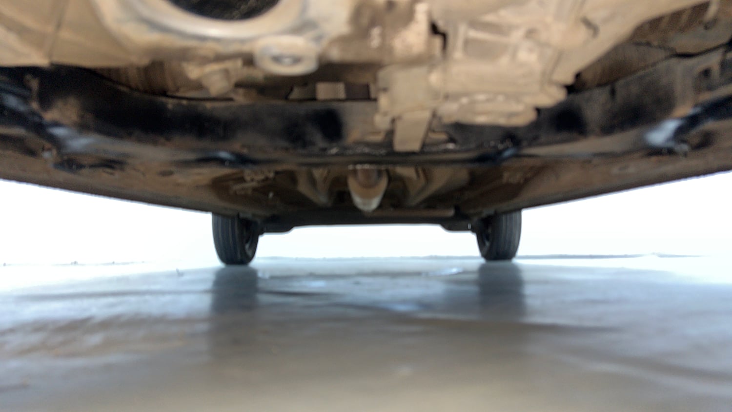Used 2021 Renault Triber RXT Petrol Manual extra FRONT LEFT UNDERBODY VIEW