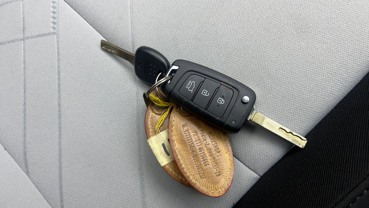 Used 2024 Hyundai i20 Sportz (O) 1.2 IVT Petrol Automatic extra CAR KEY VIEW