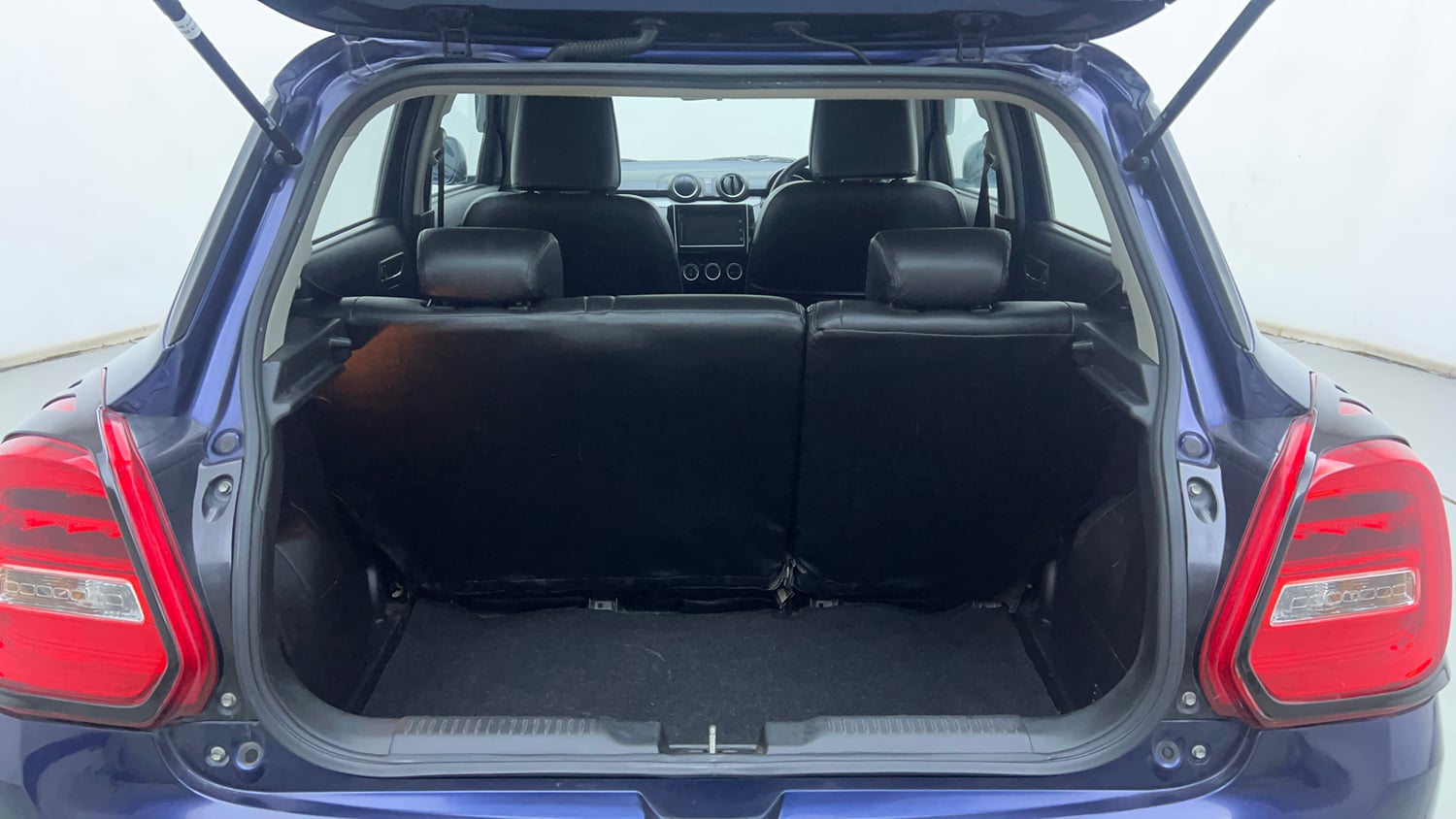 Used 2019 Maruti Suzuki Swift ZXi Plus AMT Petrol Automatic interior DICKY INSIDE VIEW