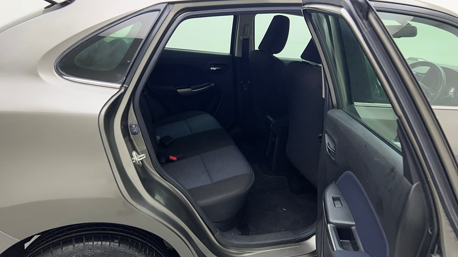 Used 2020 Maruti Suzuki Baleno Alpha Petrol Manual interior RIGHT SIDE REAR DOOR CABIN VIEW