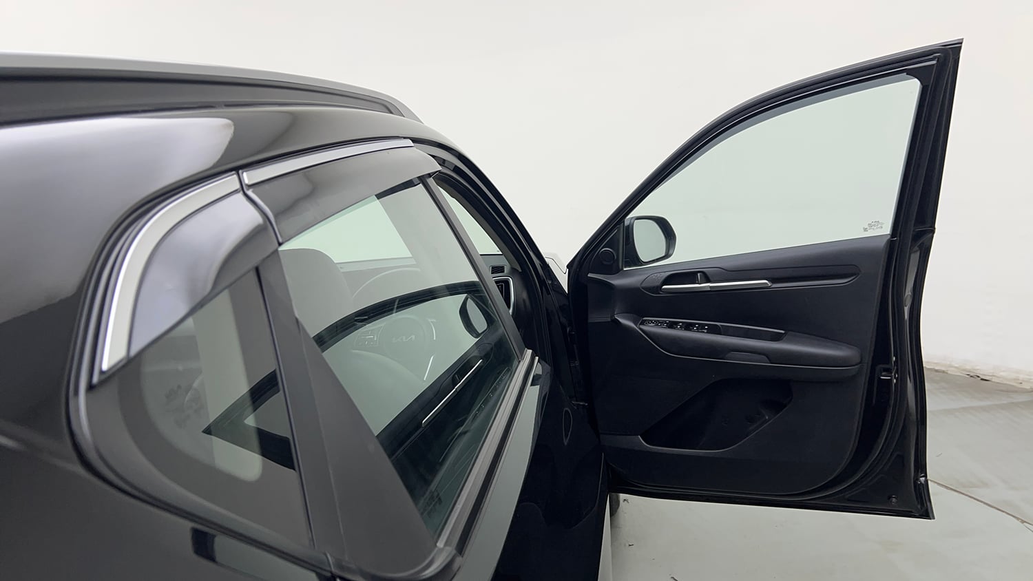 Used 2024 Kia Sonet HTK Plus 1.2 Petrol MT Petrol Manual interior RIGHT FRONT DOOR OPEN VIEW