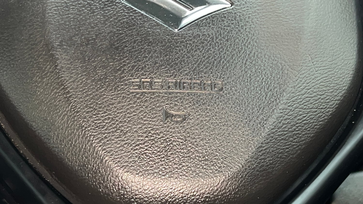 Used 2021 Maruti Suzuki Baleno Zeta Petrol Manual top_features Airbags