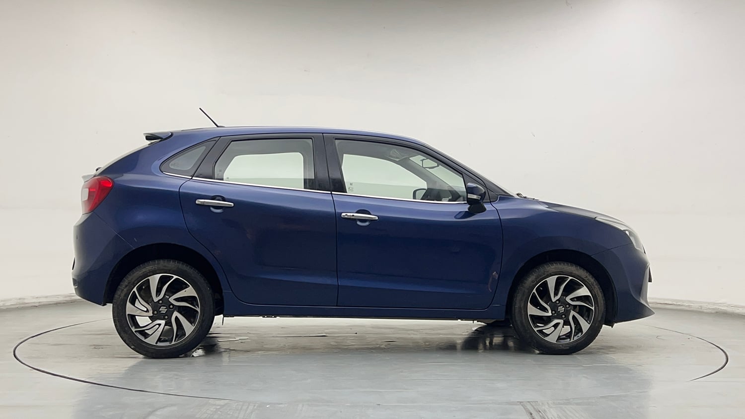 Used 2021 Maruti Suzuki Baleno Zeta Petrol Manual exterior RIGHT SIDE VIEW