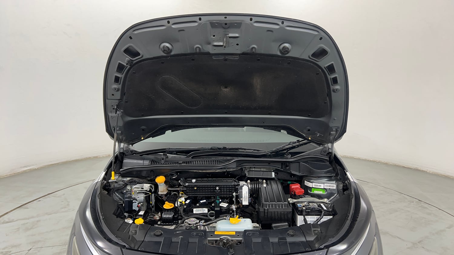Used 2023 Tata Altroz XM Plus Petrol Petrol Manual engine ENGINE & BONNET OPEN FRONT VIEW