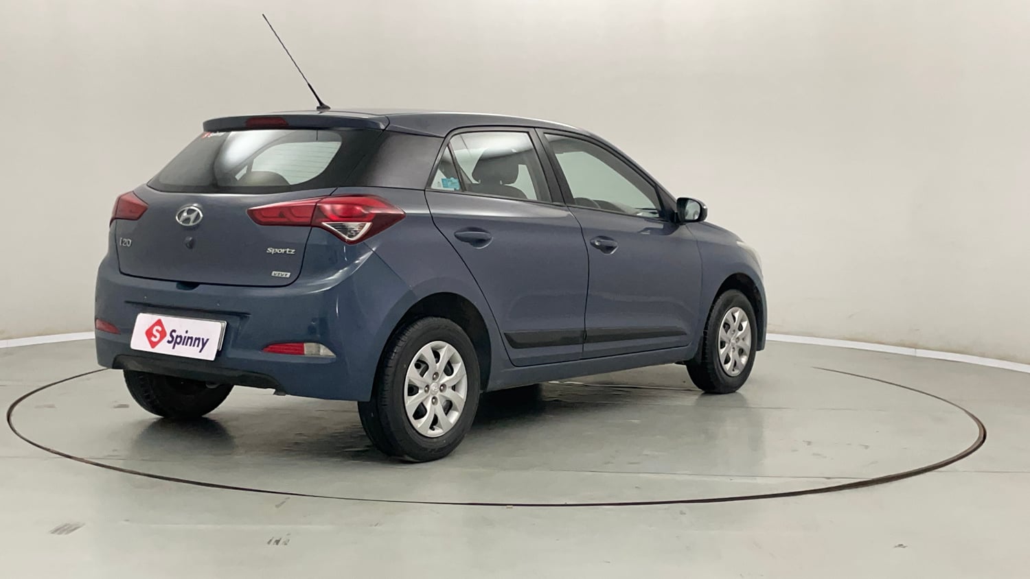 Used 2015 Hyundai Elite i20 Sportz 1.2 Petrol Manual exterior RIGHT REAR CORNER VIEW