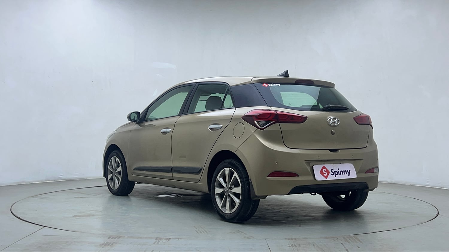 Used 2015 Hyundai Elite i20 Asta 1.2 Petrol Manual exterior LEFT REAR CORNER VIEW