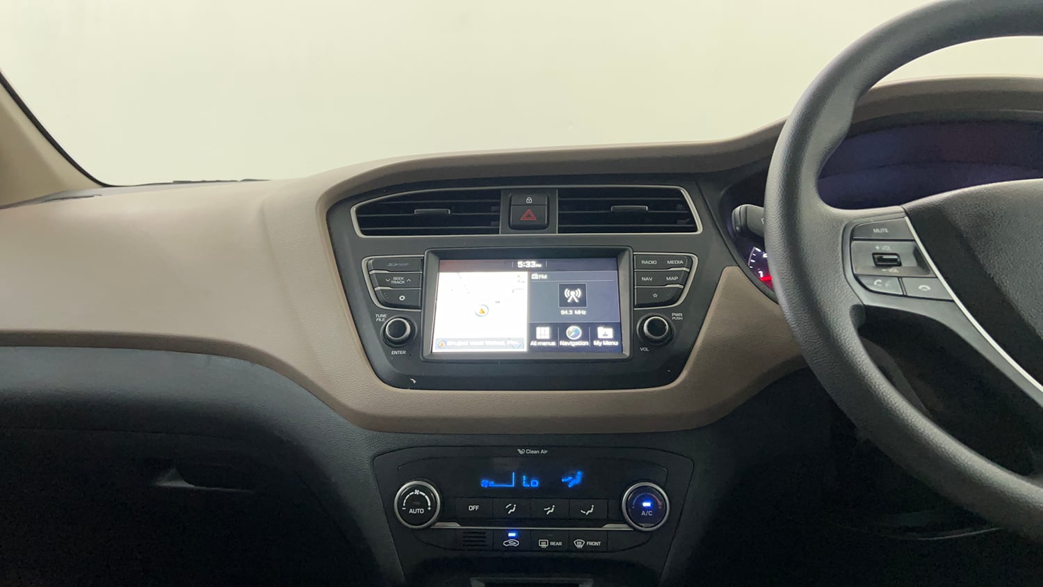 Used 2018 Hyundai Elite i20 Asta 1.2 Petrol Manual interior MUSIC SYSTEM & AC CONTROL VIEW