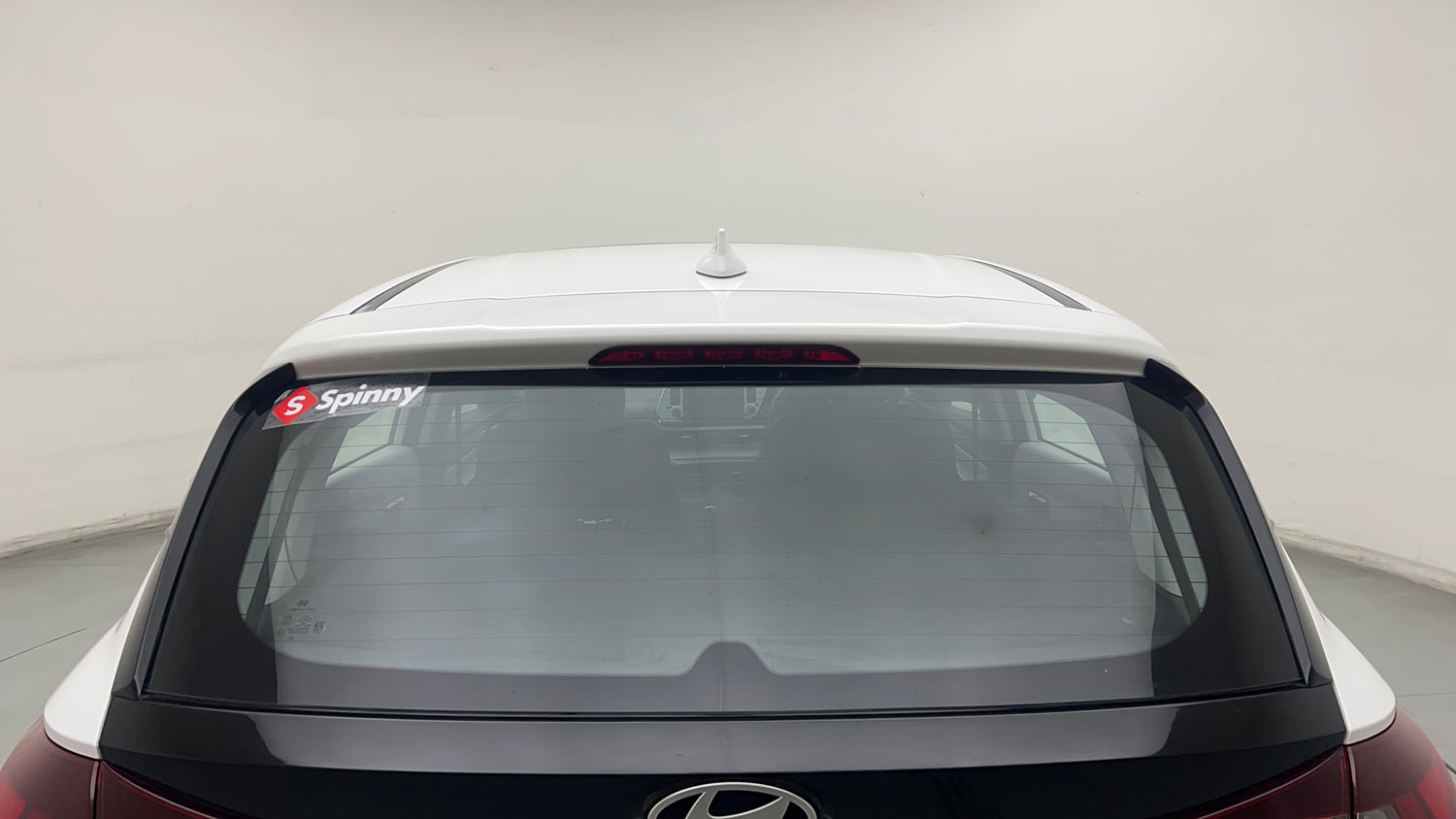 Used 2024 Hyundai i20 Sportz (O) 1.2 IVT Petrol Automatic exterior BACK WINDSHIELD VIEW