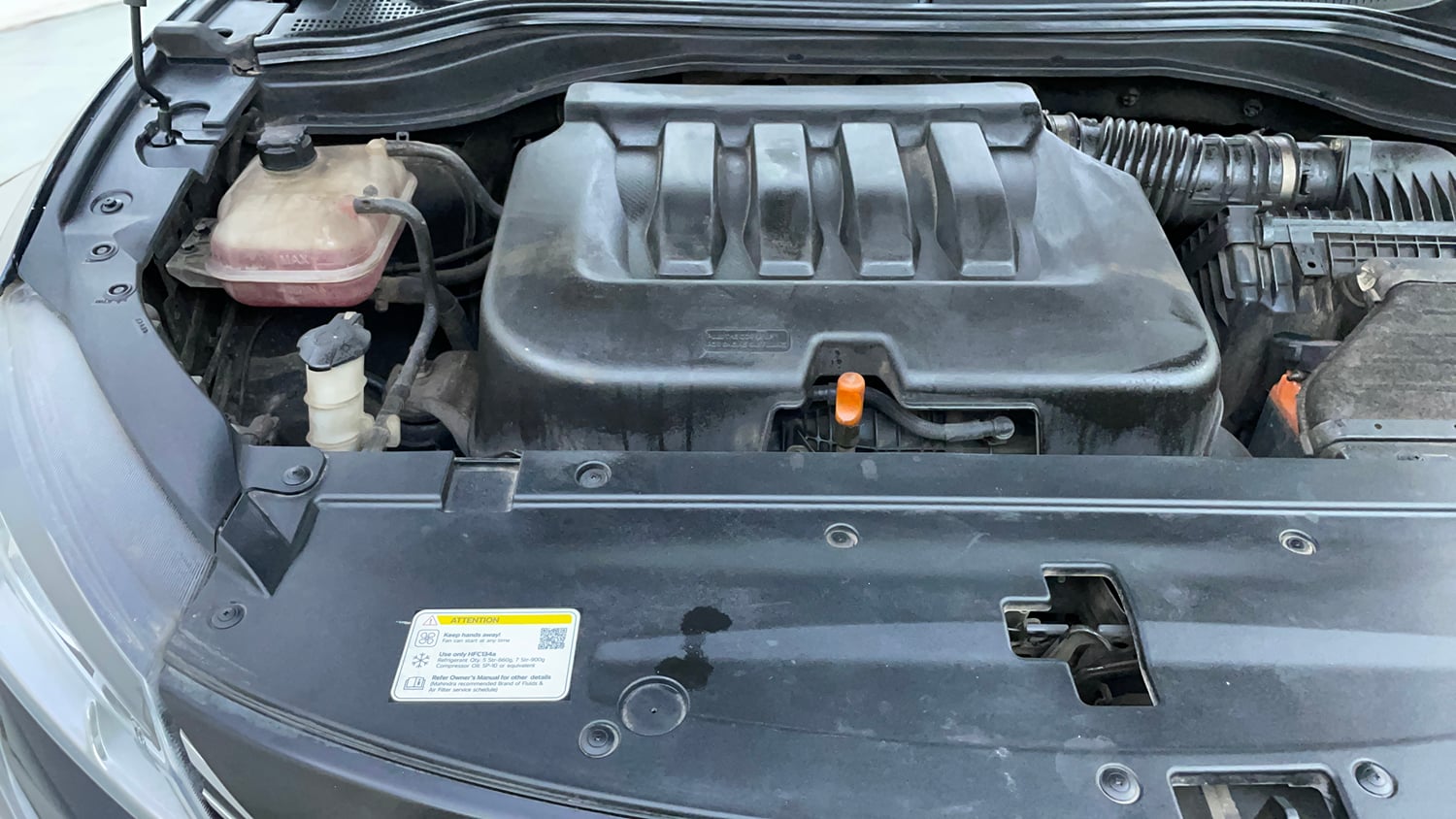 Used 2022 Mahindra XUV700 AX 3 Petrol MT 5 STR Petrol Manual engine ENGINE RIGHT SIDE VIEW