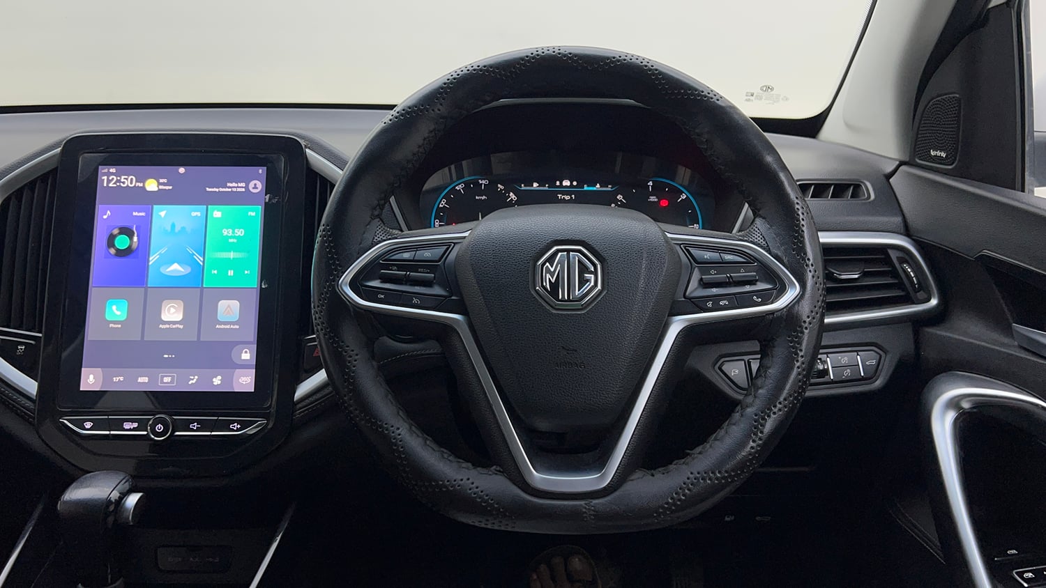 Used 2020 MG Motors Hector Sharp 1.5 DCT Petrol Petrol Automatic interior STEERING VIEW