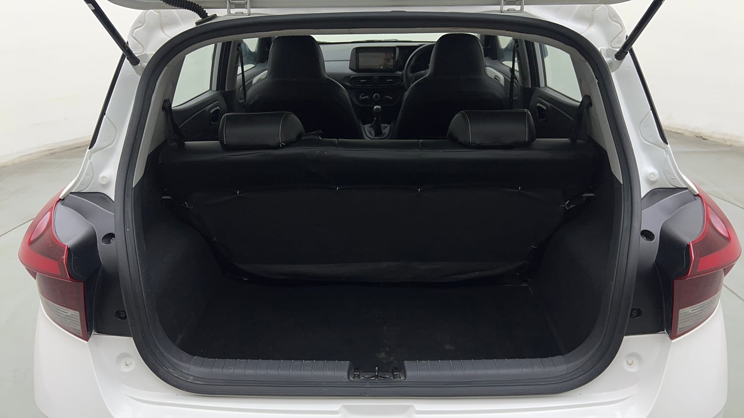 Used 2025 Hyundai Grand i10 Nios Era 1.2 Kappa Petrol Manual interior DICKY INSIDE VIEW