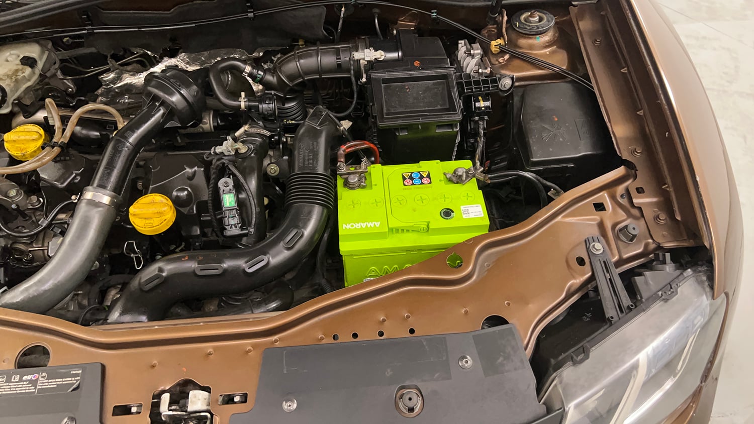 Used 2016 Renault Duster 85 PS RXZ 4X2 MT Diesel Manual engine ENGINE LEFT SIDE VIEW