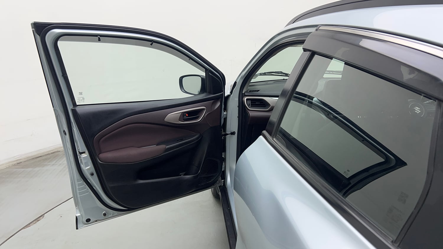 Used 2023 Maruti Suzuki Fronx Delta Plus 1.2L MT Petrol Manual interior LEFT FRONT DOOR OPEN VIEW