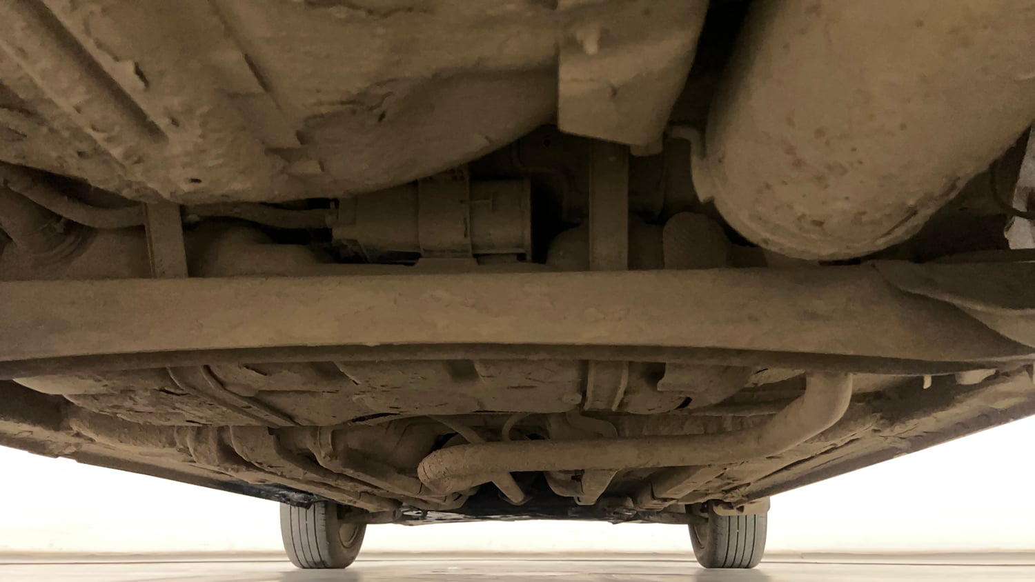 Used 2017 Hyundai Elite i20 Asta 1.2 Dual Tone Petrol Manual extra REAR UNDERBODY VIEW (TAKEN FROM REAR)
