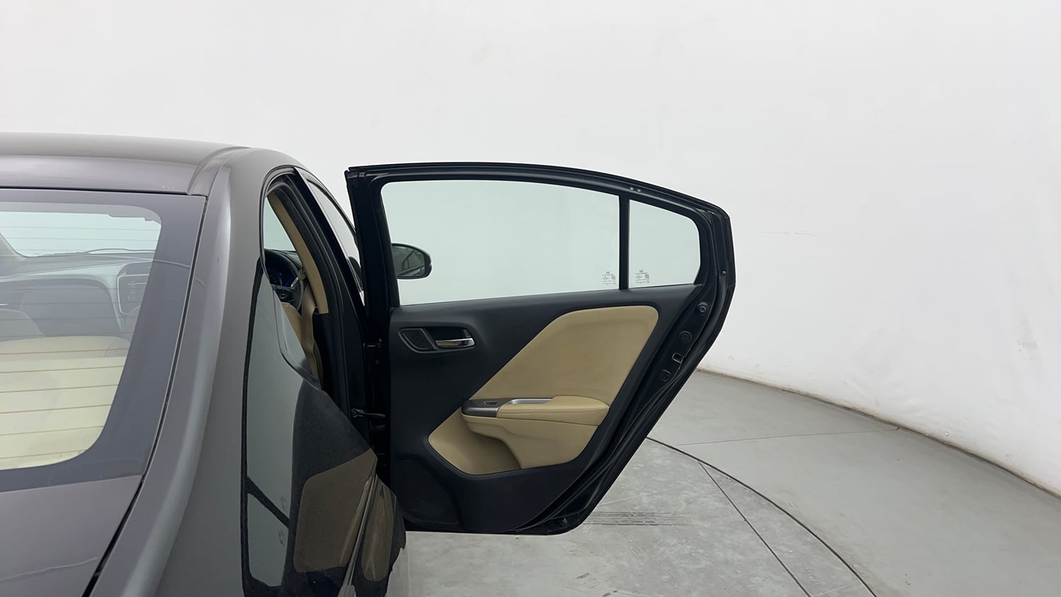 Used 2014 Honda City VX Diesel Diesel Manual interior RIGHT REAR DOOR OPEN VIEW