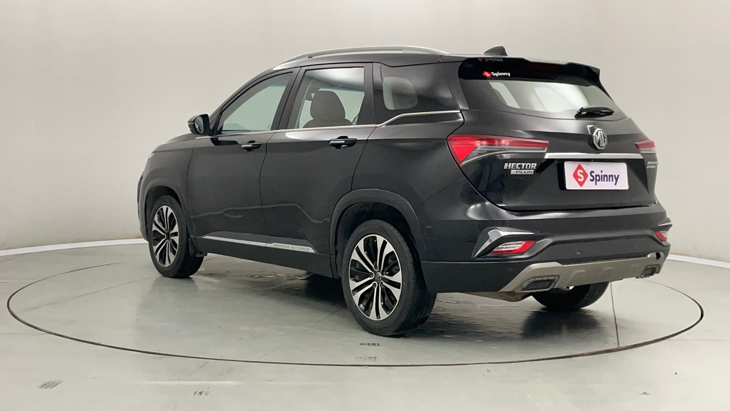 Used 2021 MG Motors Hector Plus Sharp 2.0 Diesel Turbo MT 6-STR Diesel Manual exterior LEFT REAR CORNER VIEW