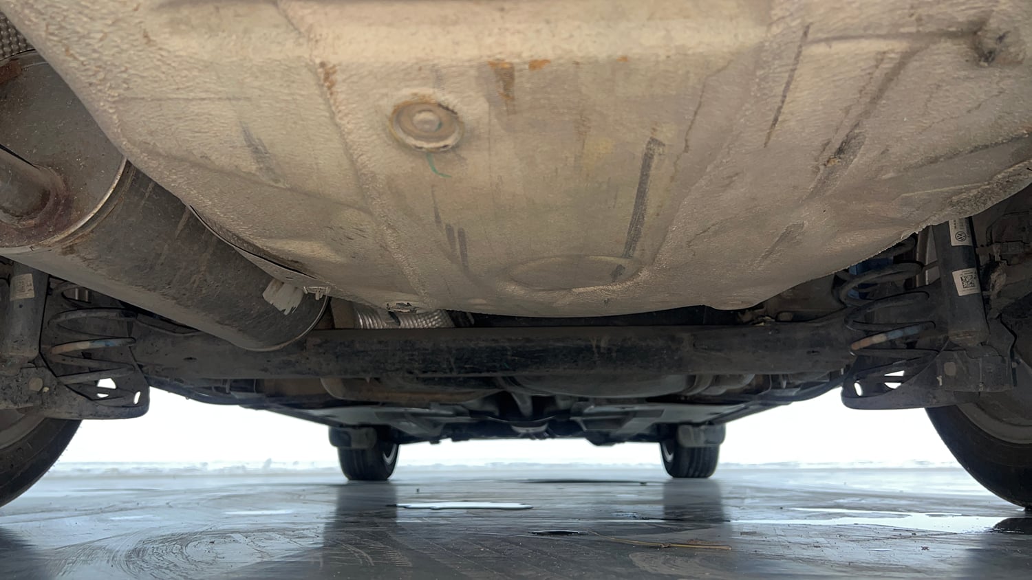 Used 2019 Skoda Rapid Ambition 1.6 MPI Petrol Manual extra REAR UNDERBODY VIEW (TAKEN FROM REAR)