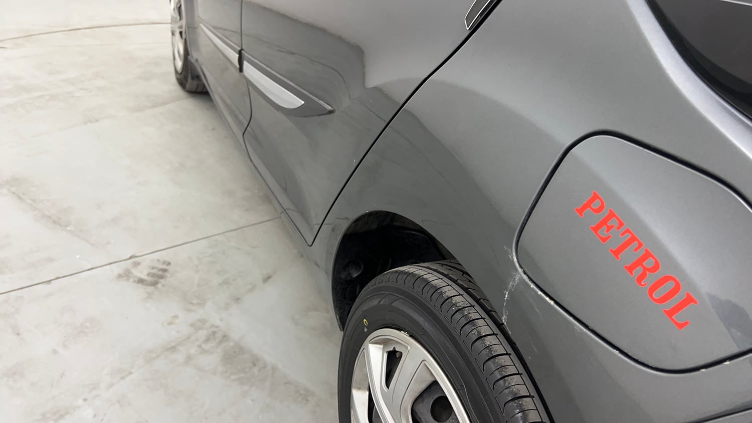 Used 2023 Tata Altroz XM Plus Petrol Petrol Manual dents MINOR SCRATCH