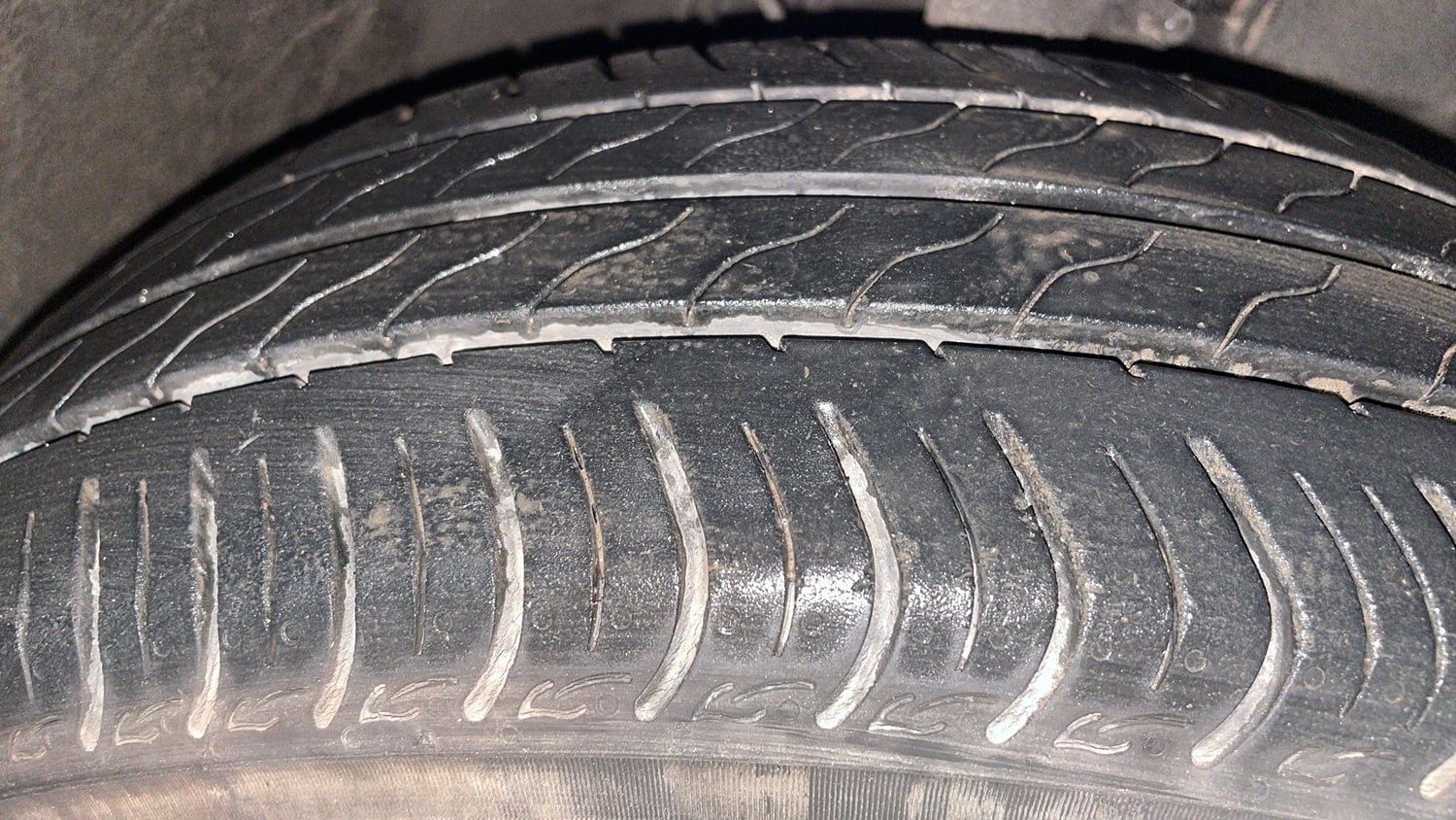 Used 2020 Honda Amaze 1.2 V MT Petrol Petrol Manual tyres RIGHT FRONT TYRE TREAD VIEW
