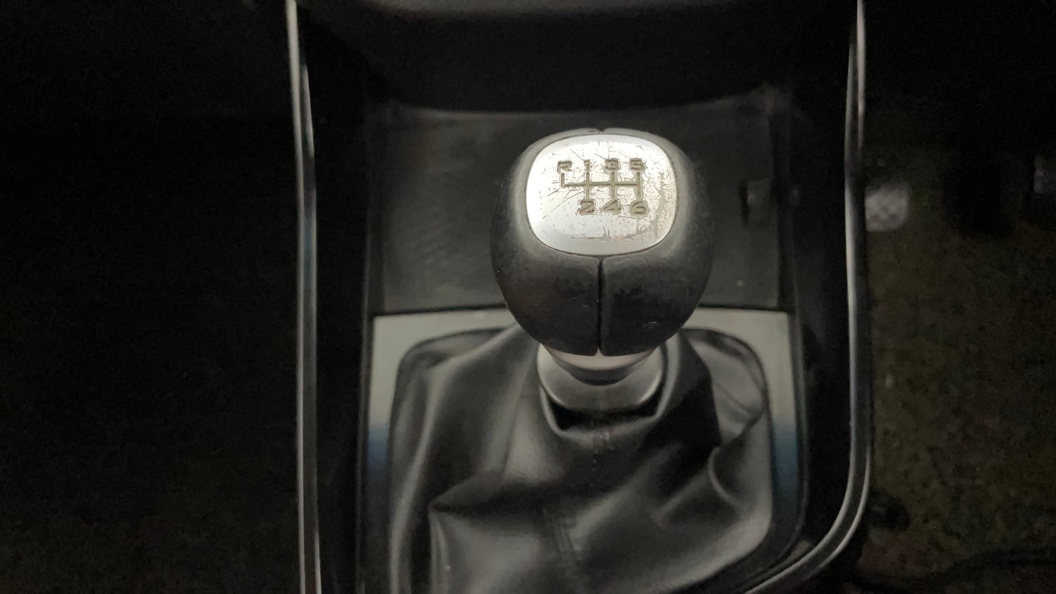 Used 2021 MG Motors Hector Plus Sharp 2.0 Diesel Turbo MT 6-STR Diesel Manual interior GEAR  KNOB VIEW