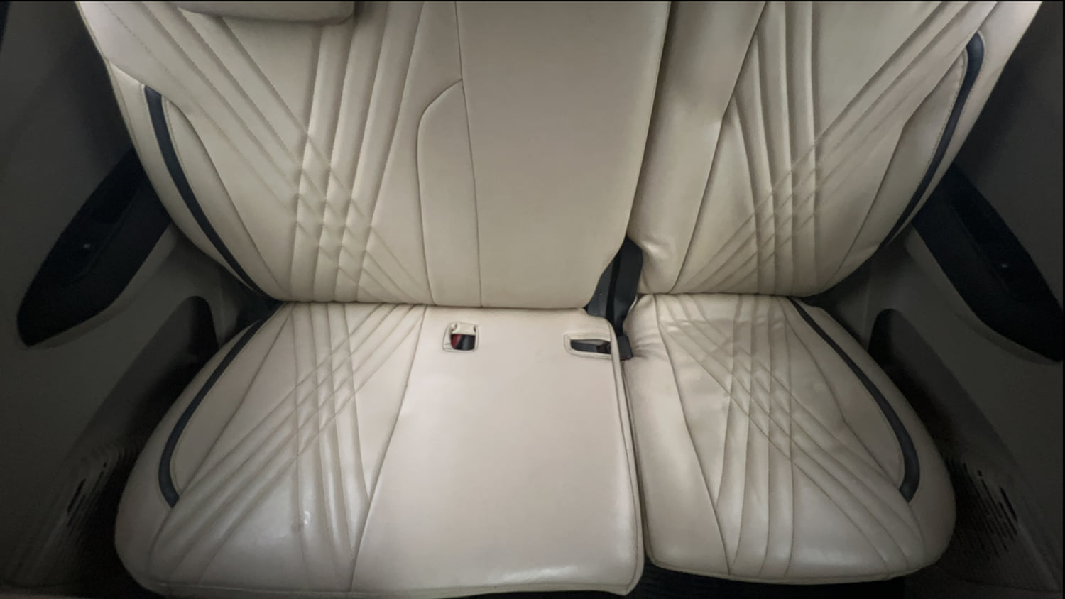 Used 2020 Renault Triber RXZ Petrol Manual interior REAR SEAT CONDITION VIEW