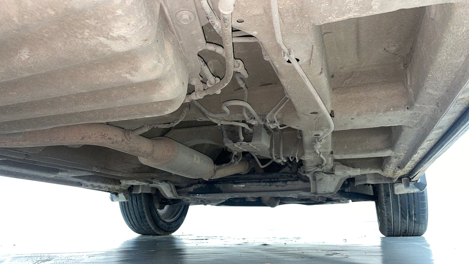 Used 2021 MG Motors Hector Plus Sharp 2.0 Diesel Turbo MT 6-STR Diesel Manual extra REAR RIGHT UNDERBODY VIEW