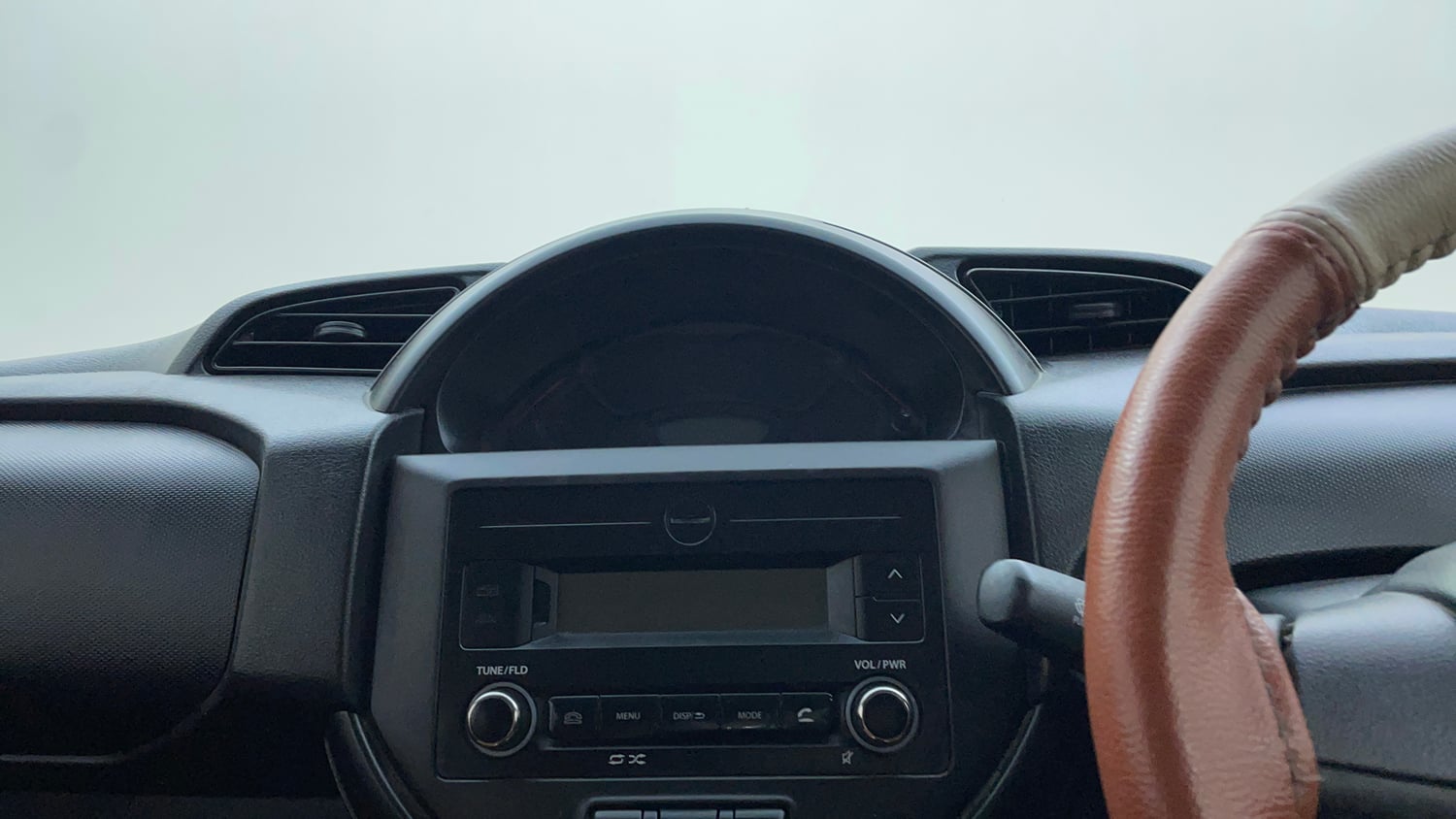 Used 2022 Maruti Suzuki S-Presso VXi (O) AMT Petrol Automatic top_features Integrated (in-dash) music system