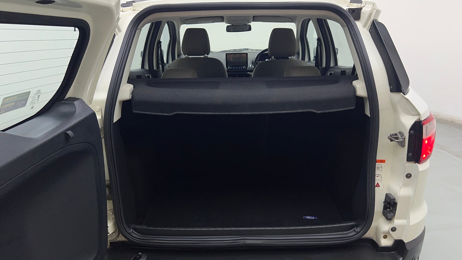 Used 2020 Ford EcoSport Titanium Plus 1.5L Ti-VCT AT Petrol Automatic interior DICKY INSIDE VIEW
